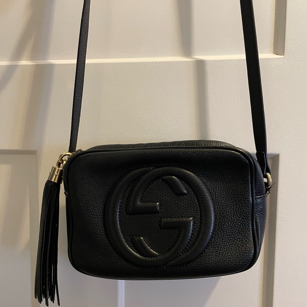 Black Gucci crossbody